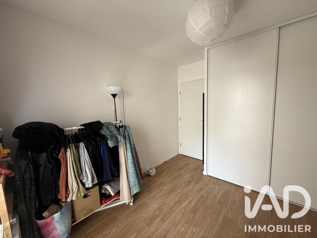 Appartement 4 Pièce(s) Stains - Photo 9