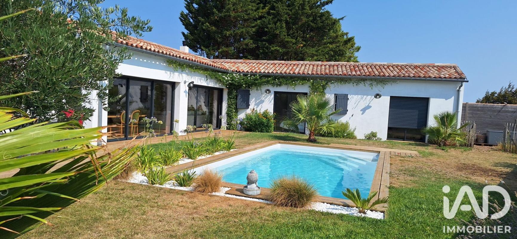 Maison d'architecte 5 Pièce(s) La Flotte