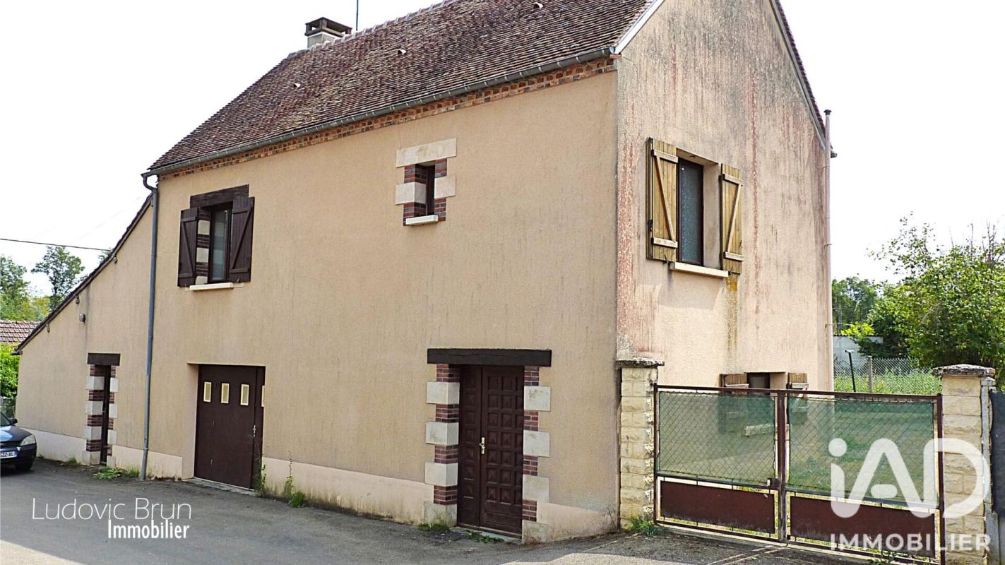 Maison de village 4 Pièce(s) Moutiers-en-Puisaye