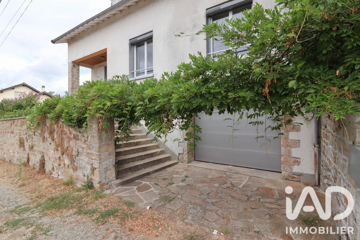 Maison 5 Pièce(s) Compreignac