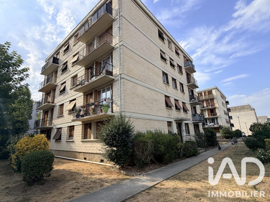 Appartement 3 Pièce(s) Combs-la-Ville - Photo 2