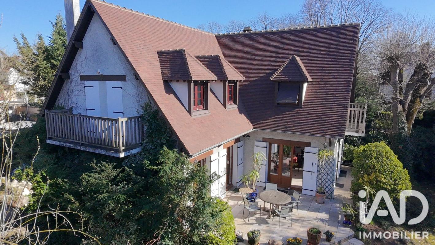 Maison 8 Pièce(s) Vernouillet