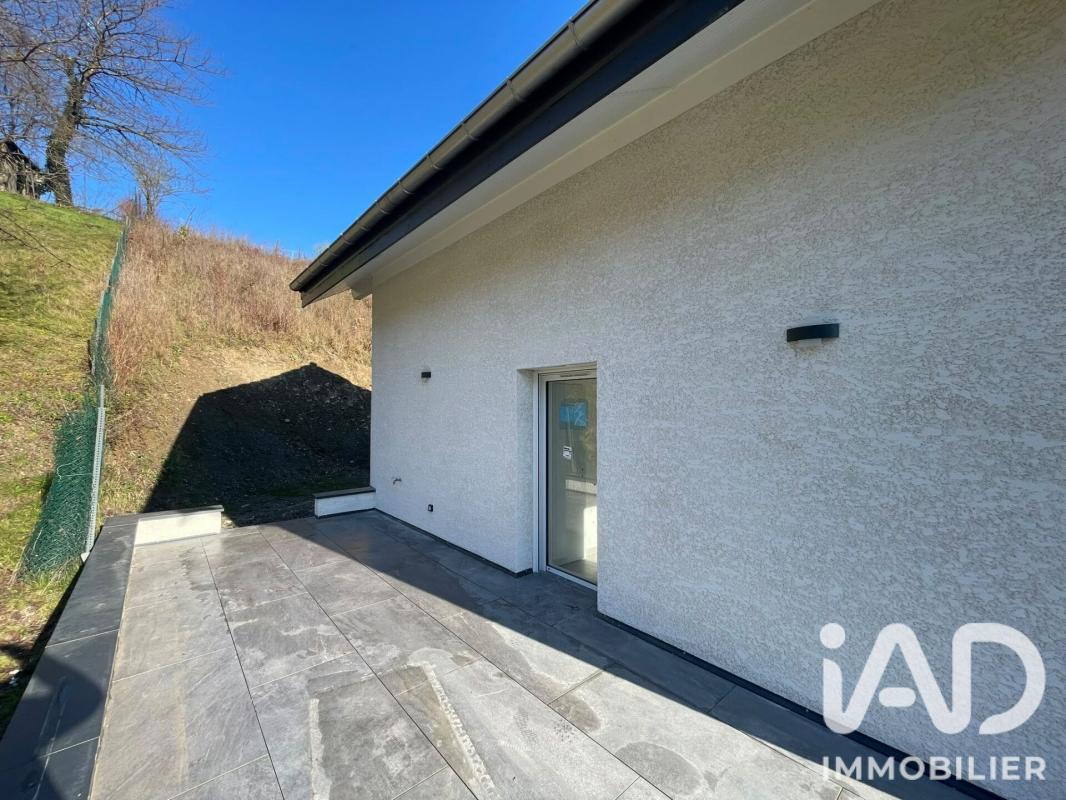Maison 8 Pièce(s) Saint-Avre - Photo 2