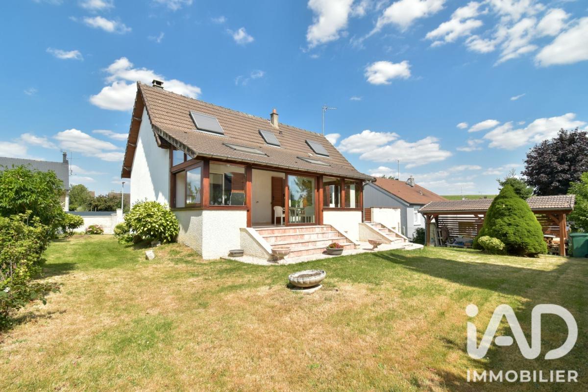 Maison 5 Pièce(s) Bornel