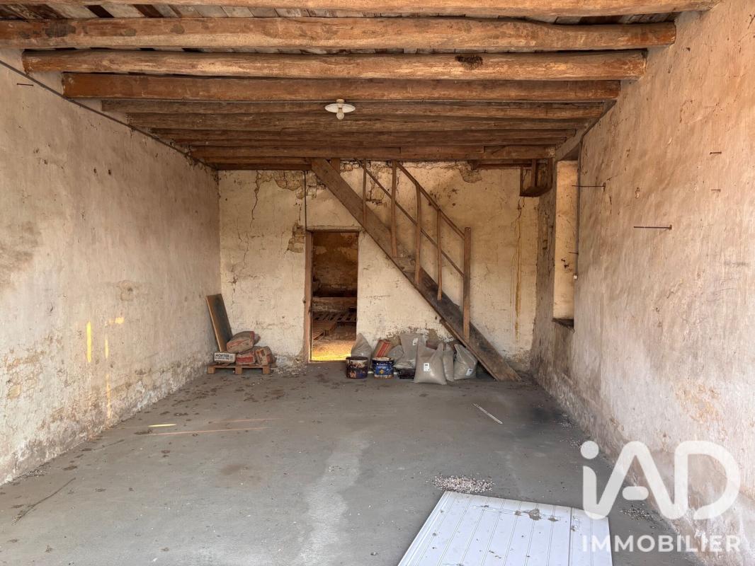 Maison 4 Pièce(s) Saint-Pierre-le-Vieux - Photo 2