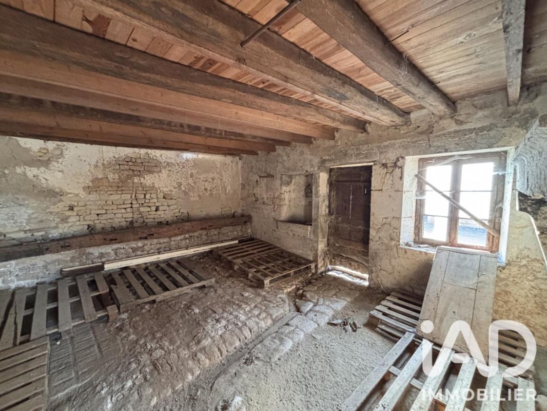 Maison 4 Pièce(s) Saint-Pierre-le-Vieux - Photo 3