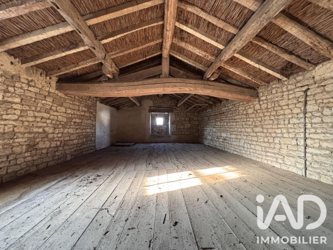 Maison 4 Pièce(s) Saint-Pierre-le-Vieux - Photo 5