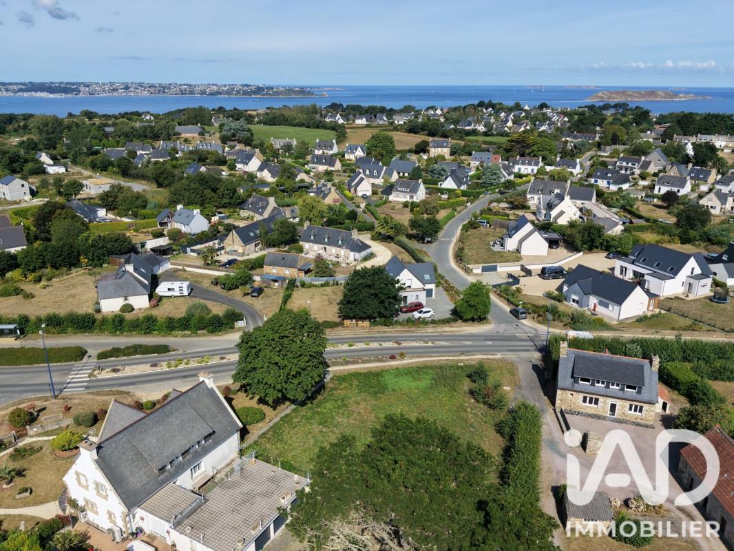 Terrain  Trélévern