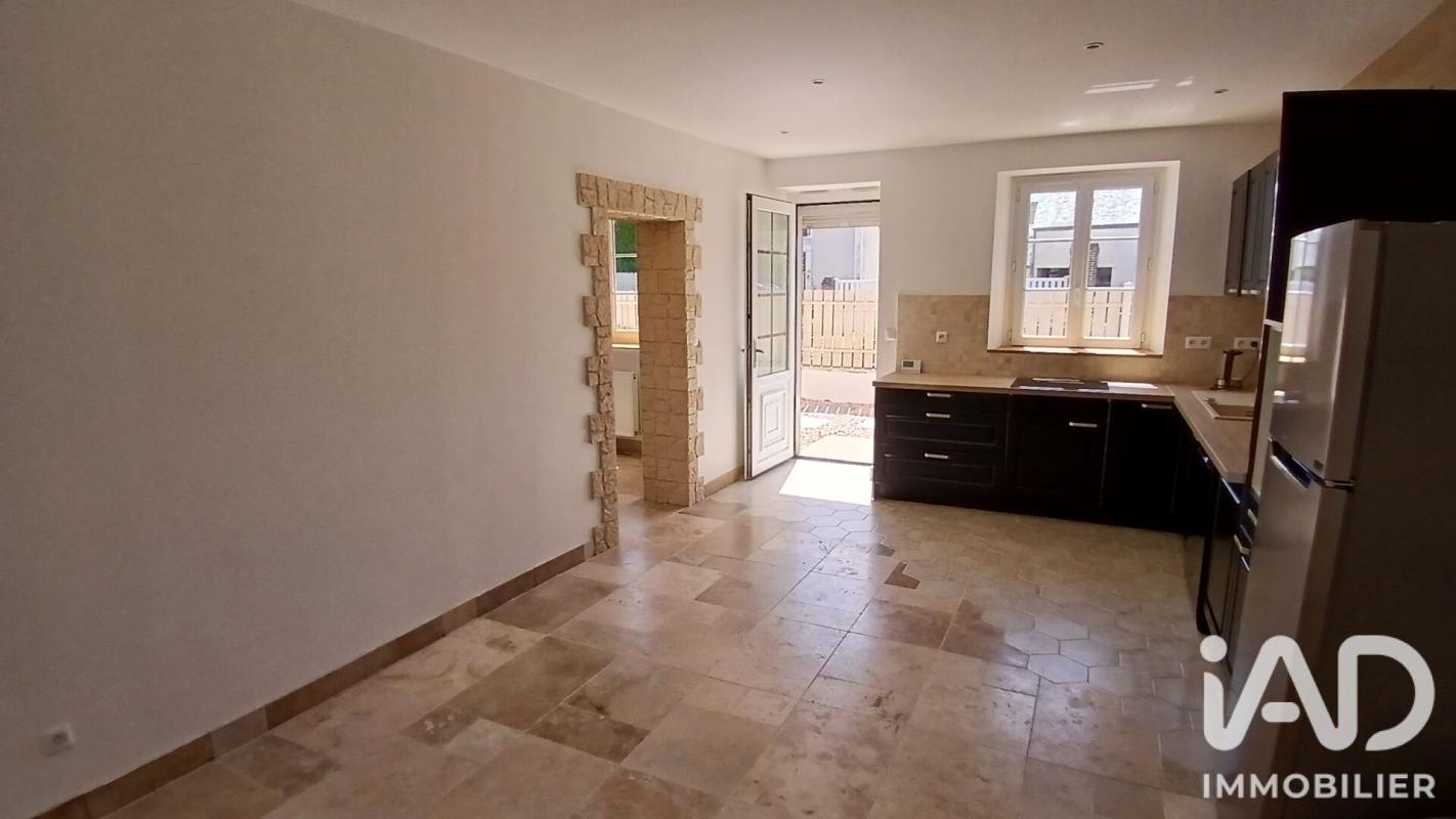Maison 4 Pièce(s) Jallans - Photo 2