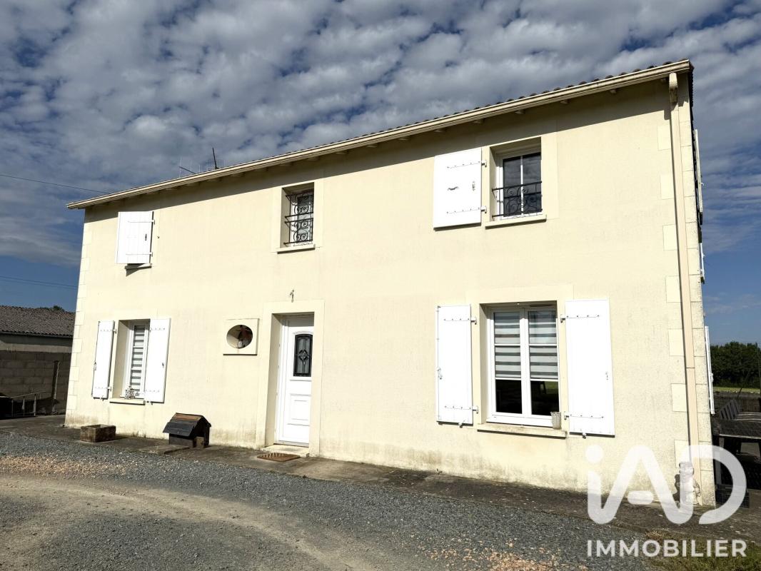 Maison 7 Pièce(s) Celles-sur-Belle