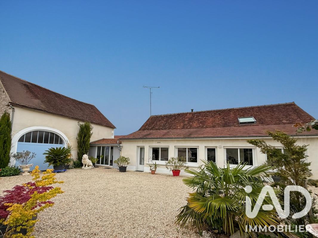 Maison longère 7 Pièce(s) Charmoy