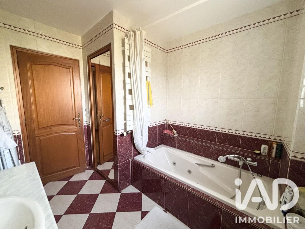 Maison 6 Pièce(s) Saint-Gaultier - Photo 10