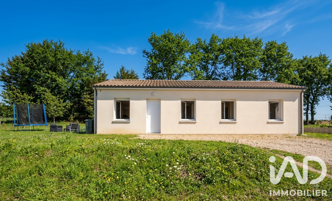 Maison 4 Pièce(s) Cours-de-Pile