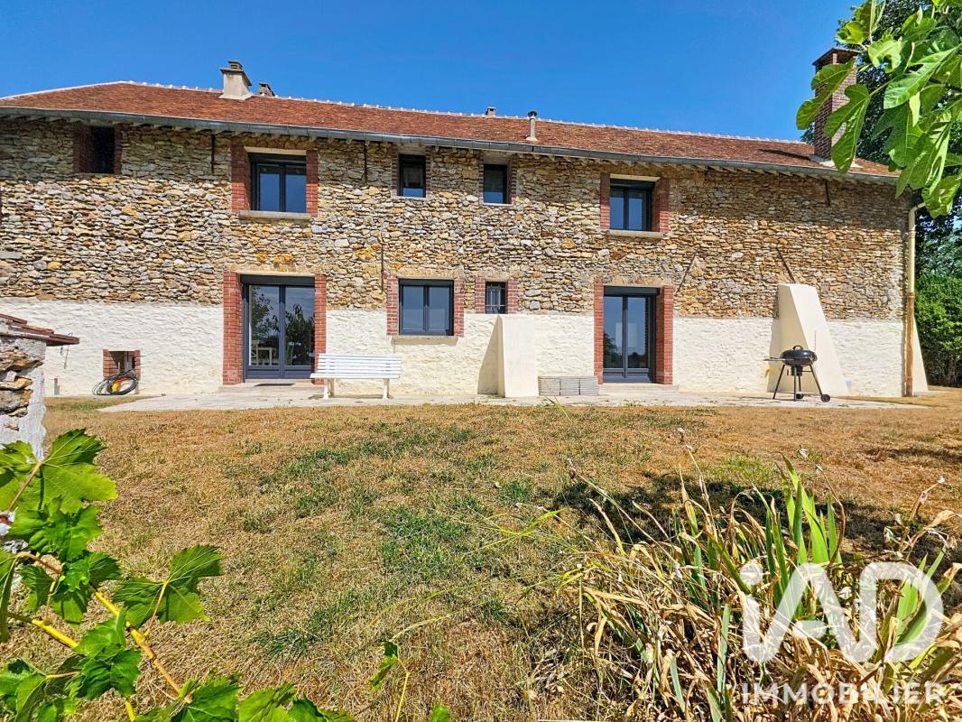 Maison longère 8 Pièce(s) Rozay-en-Brie