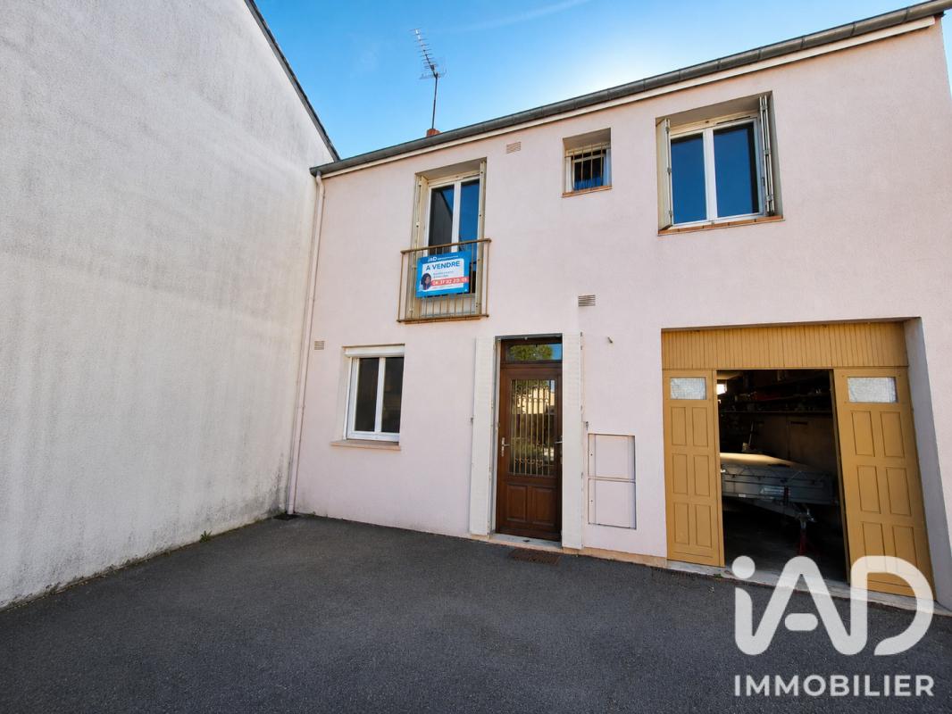 Maison 5 Pièce(s) Saint-Jean-de-la-Ruelle - Photo 2