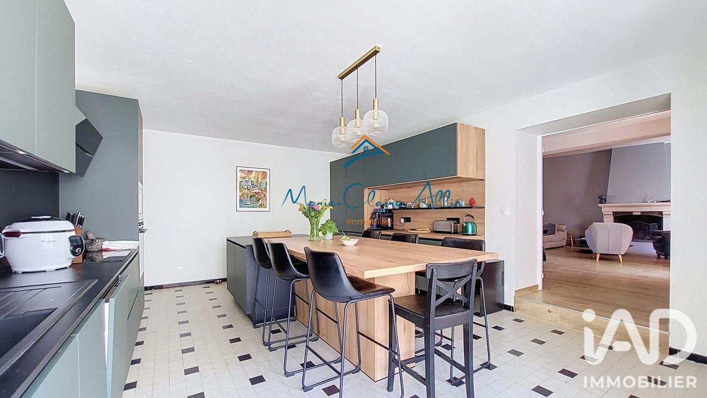 Maison 7 Pièce(s) Tavers