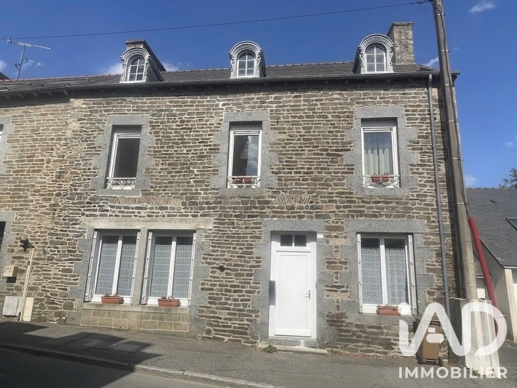 Maison 4 Pièce(s) Plénée-Jugon