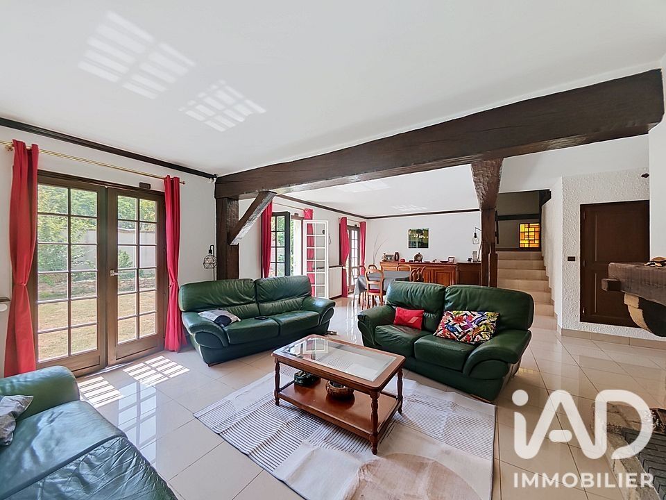 Maison 8 Pièce(s) Brie-Comte-Robert