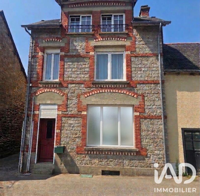 Maison de ville 5 Pièce(s) Saint-Méen-le-Grand