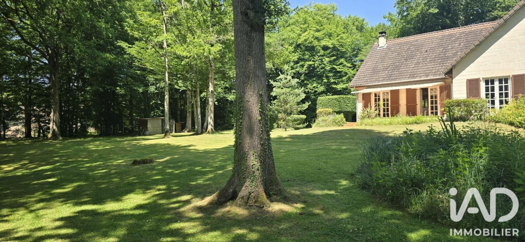 Maison 8 Pièce(s) La Ferté-Saint-Cyr