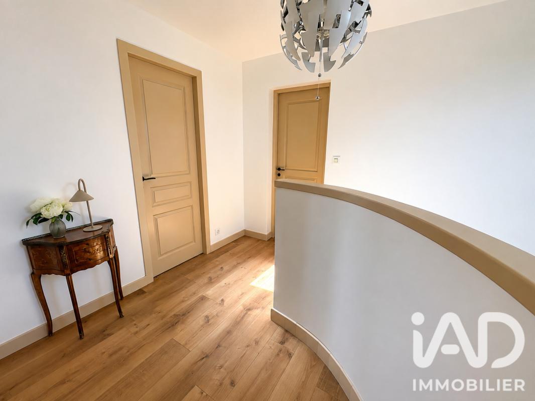 Maison 8 Pièce(s) Sainte-Mesme - Photo 11