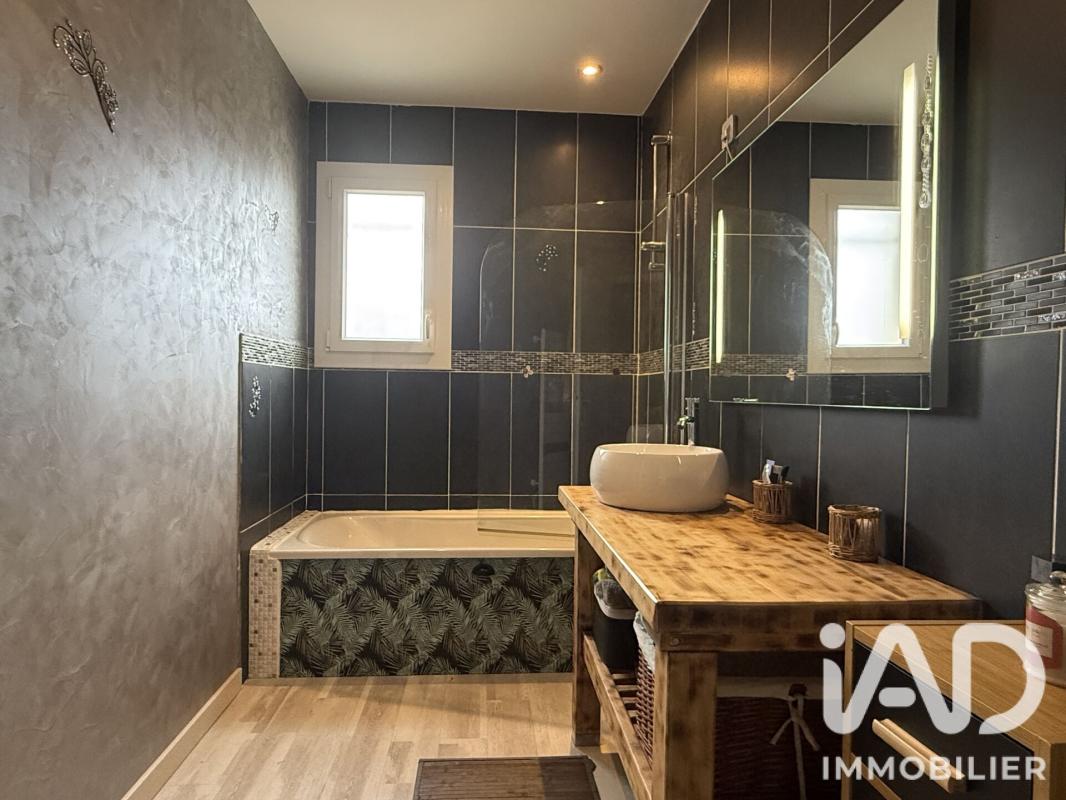 Maison 6 Pièce(s) Salles - Photo 15