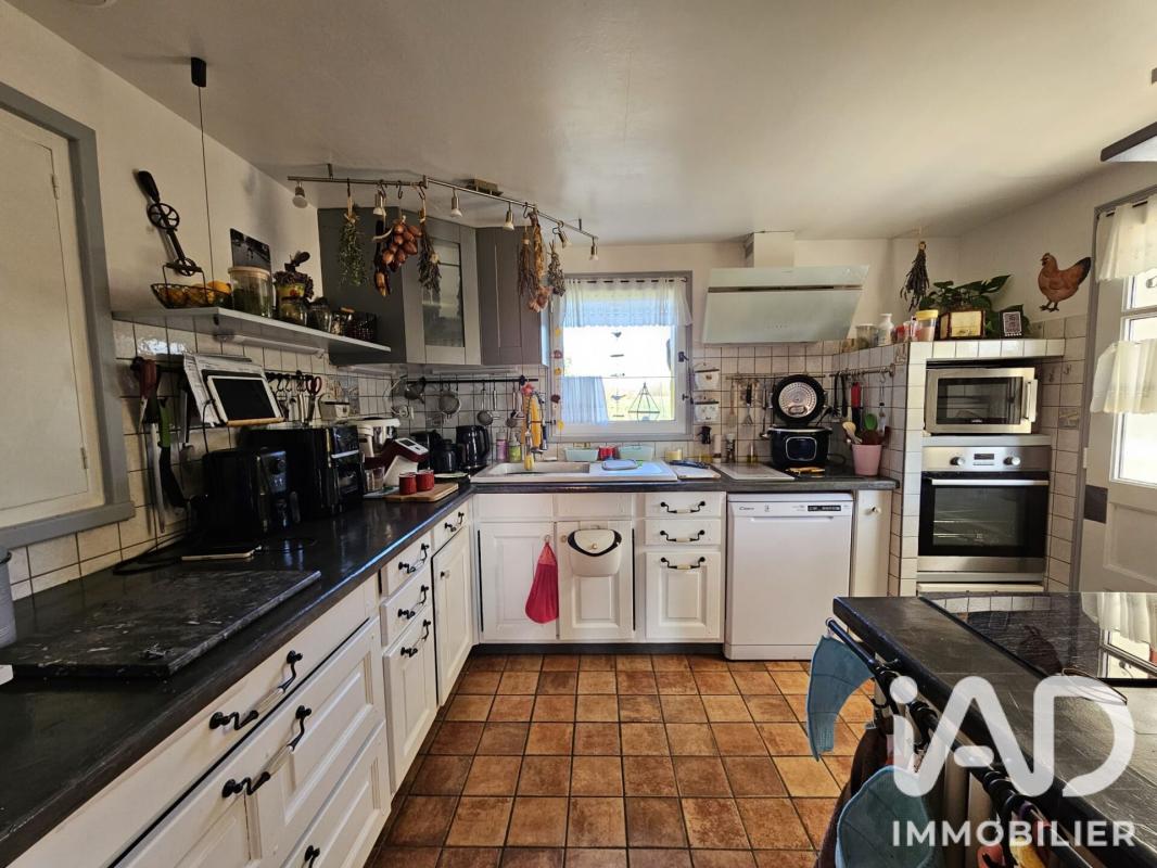 Maison 6 Pièce(s) Villedieu-le-Château - Photo 7