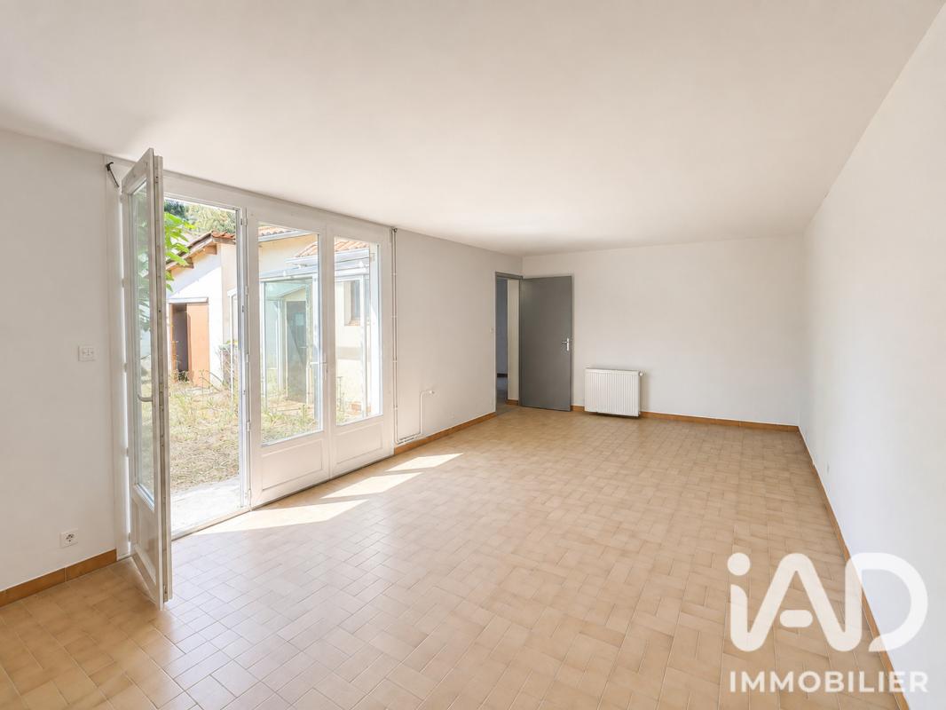 Maison 4 Pièce(s) Saint-Aigulin - Photo 4
