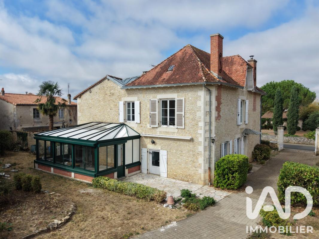 Maison 10 Pièce(s) Blanzay - Photo 17
