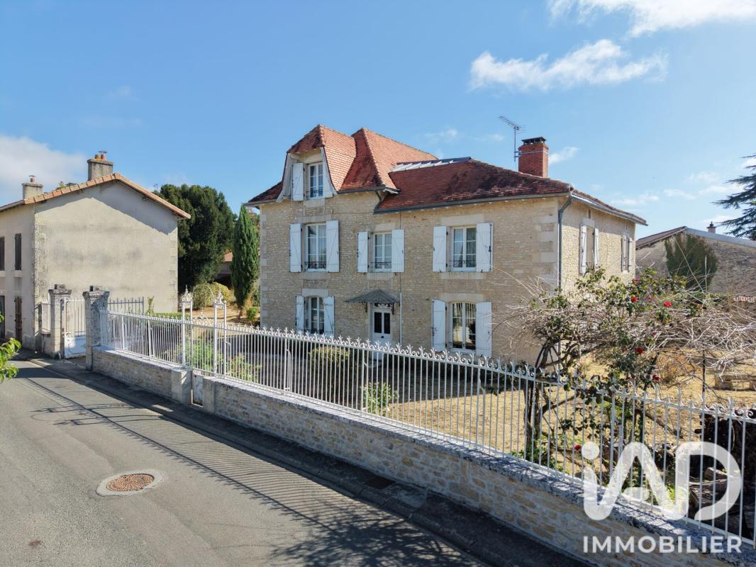 Maison 10 Pièce(s) Blanzay - Photo 21