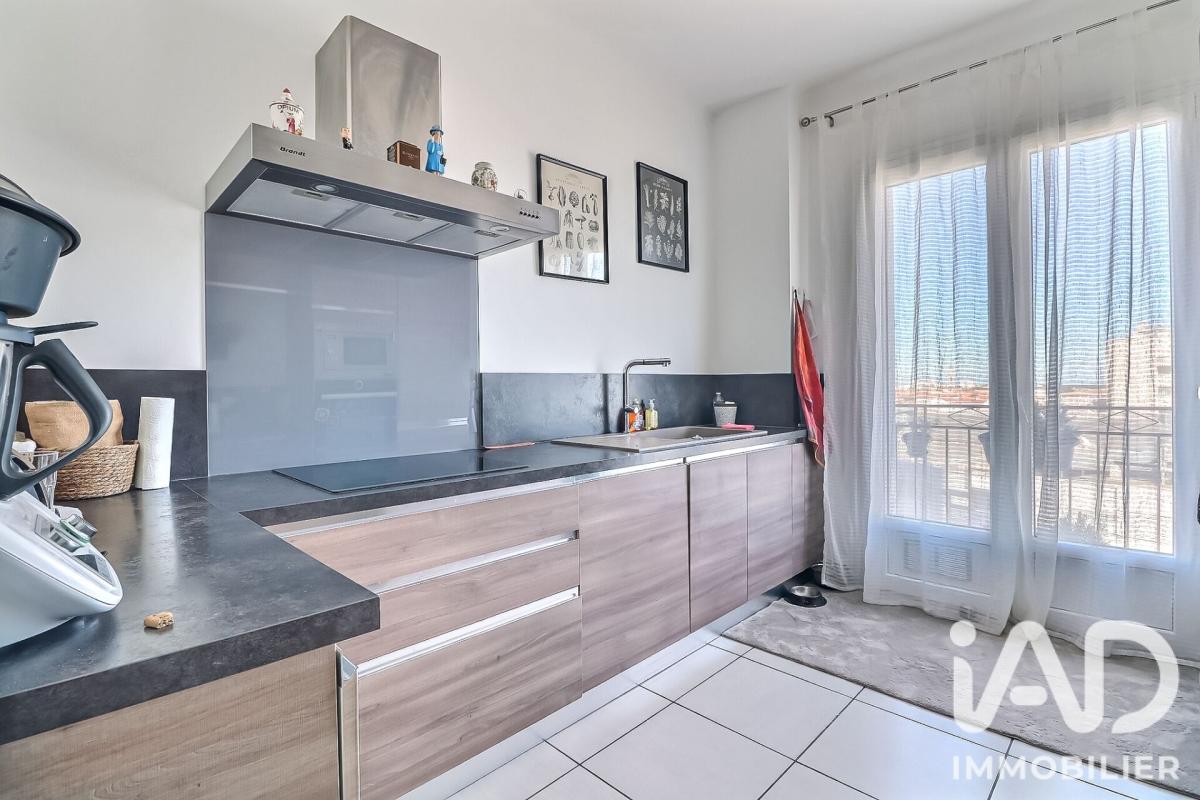 Appartement 3 Pièce(s) Nîmes - Photo 2
