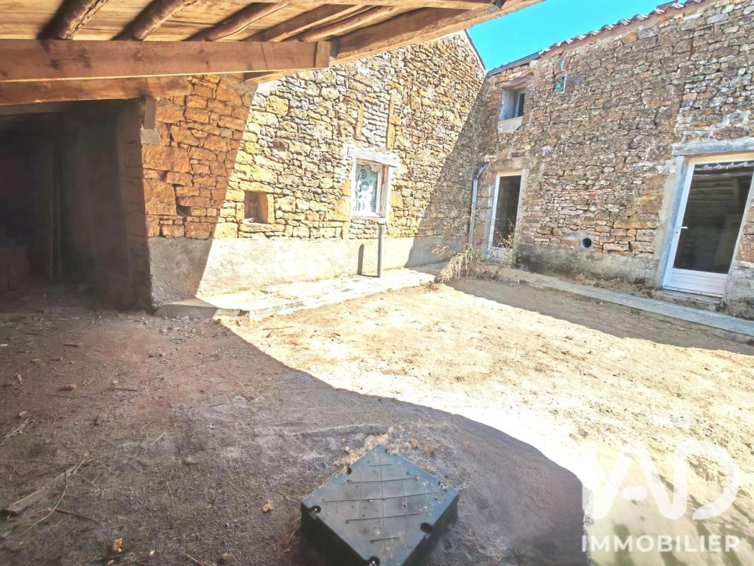 Maison 5 Pièce(s) Saint-Juire-Champgillon - Photo 2