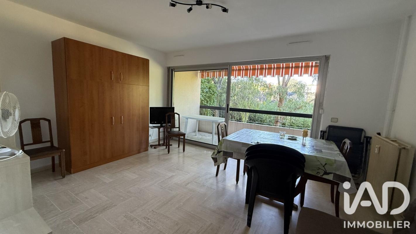 Appartement 2 Pièce(s) Villeneuve-Loubet