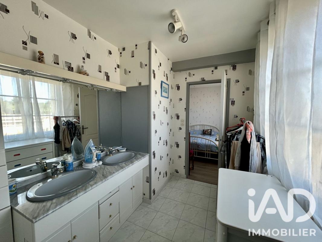 Maison 5 Pièce(s) Brain-sur-Allonnes - Photo 8