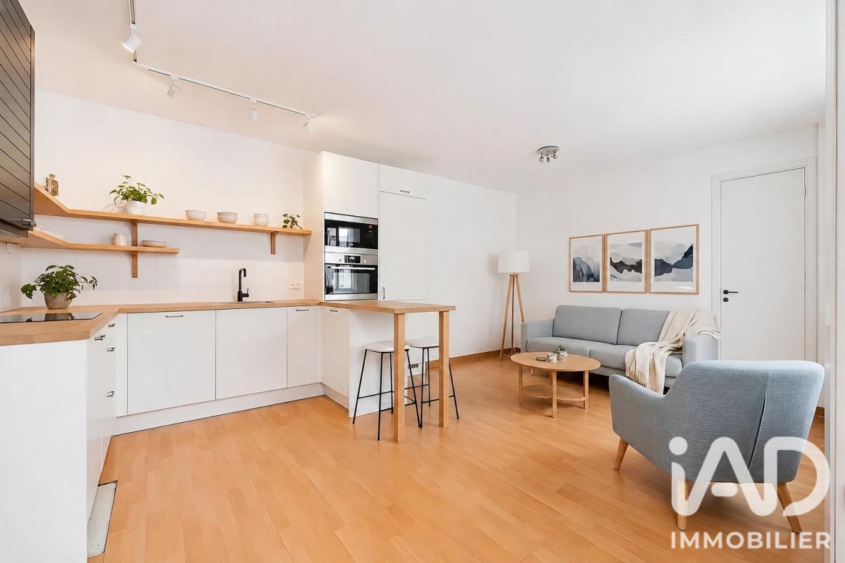 Appartement 4 Pièce(s) Paris 15eme Arrondissement