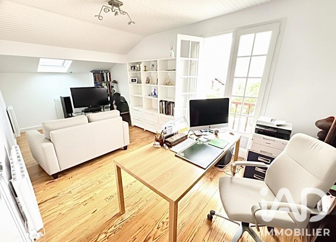 Maison 7 Pièce(s) Amendeuix-Oneix - Photo 14