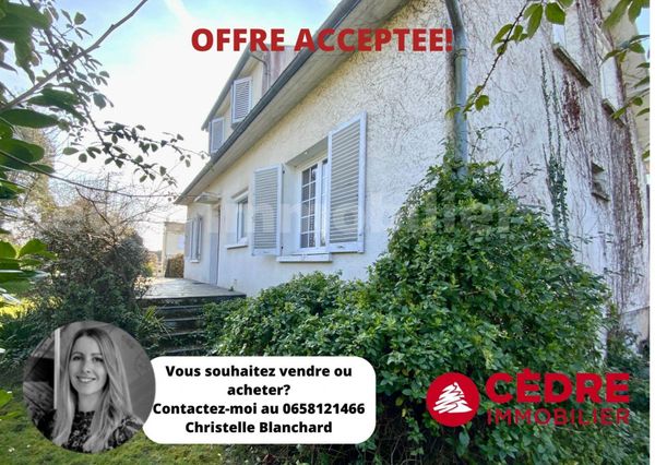 Maison 7 Pièce(s) SAINT-PRYVE-SAINT-MESMIN