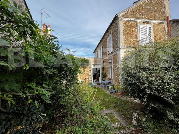 Maison 5 Pièce(s) SAINT-VRAIN