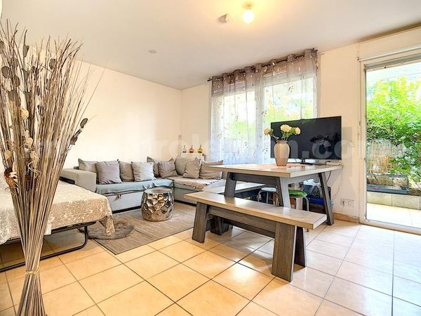Apartment 3 Rooms ETREMBIERES