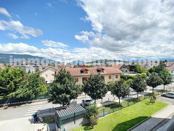 Parking  ANNEMASSE