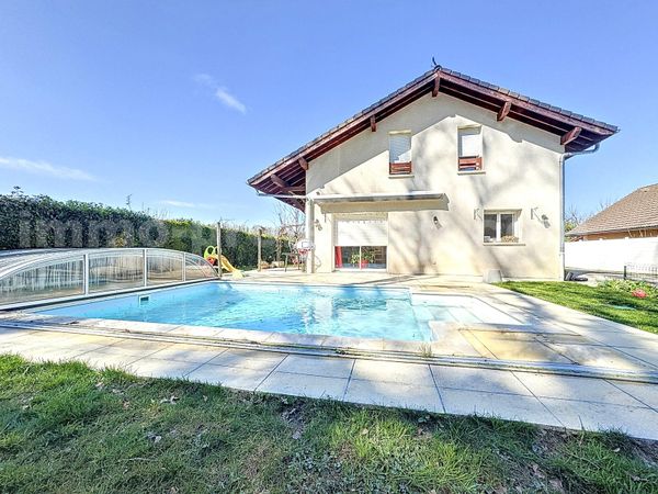 Maison 6 Pièce(s) PERS-JUSSY