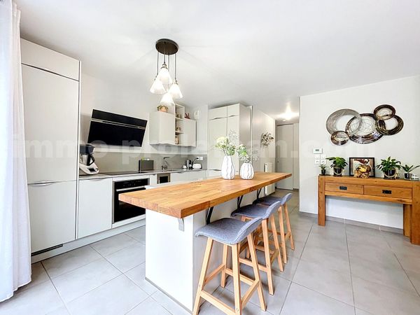 Apartment 3 Rooms VETRAZ-MONTHOUX